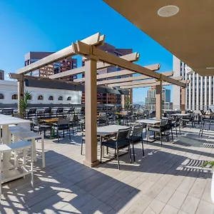 Hilton Garden Downtown Otel